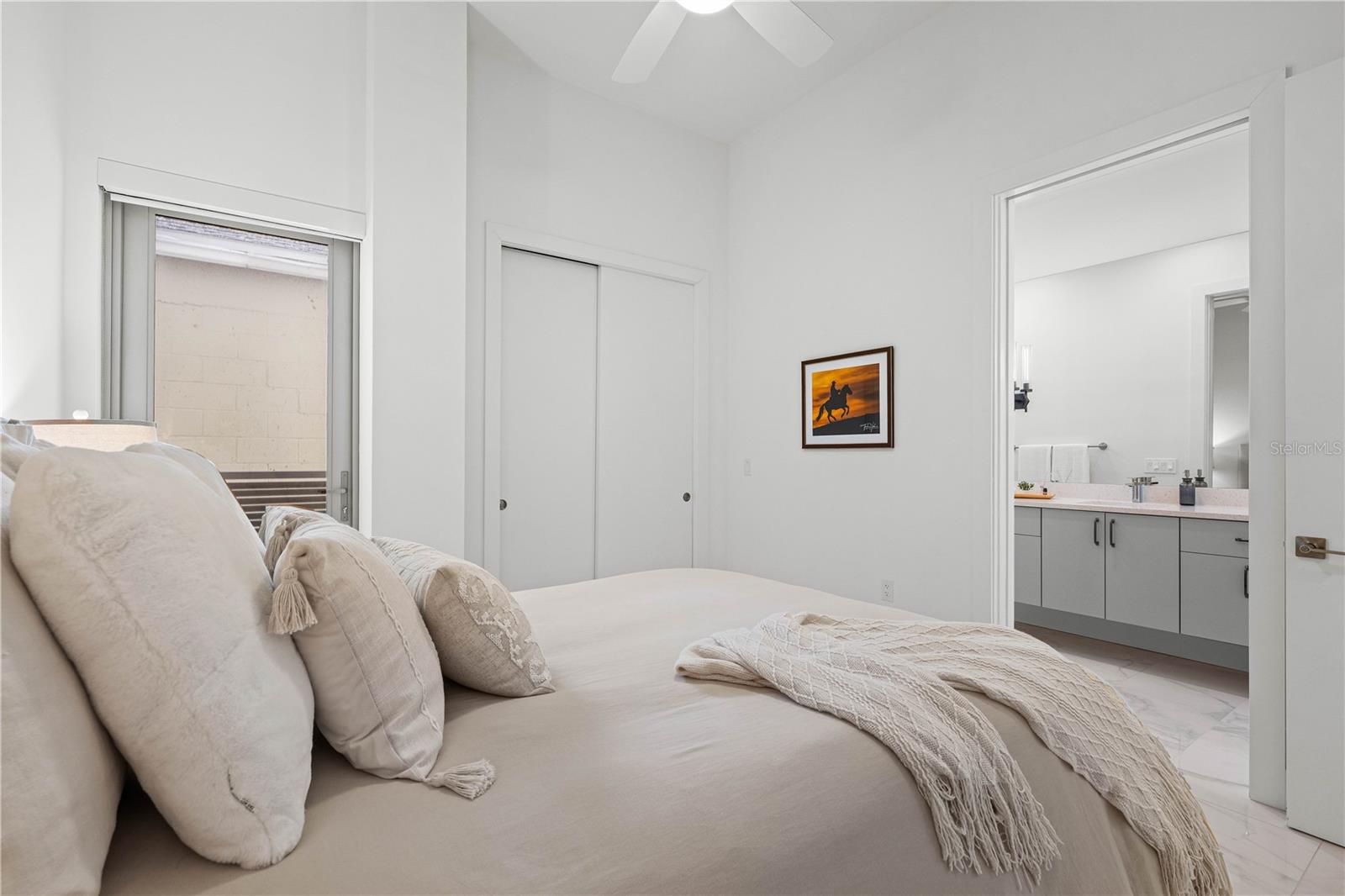 COLLECTION - Residential