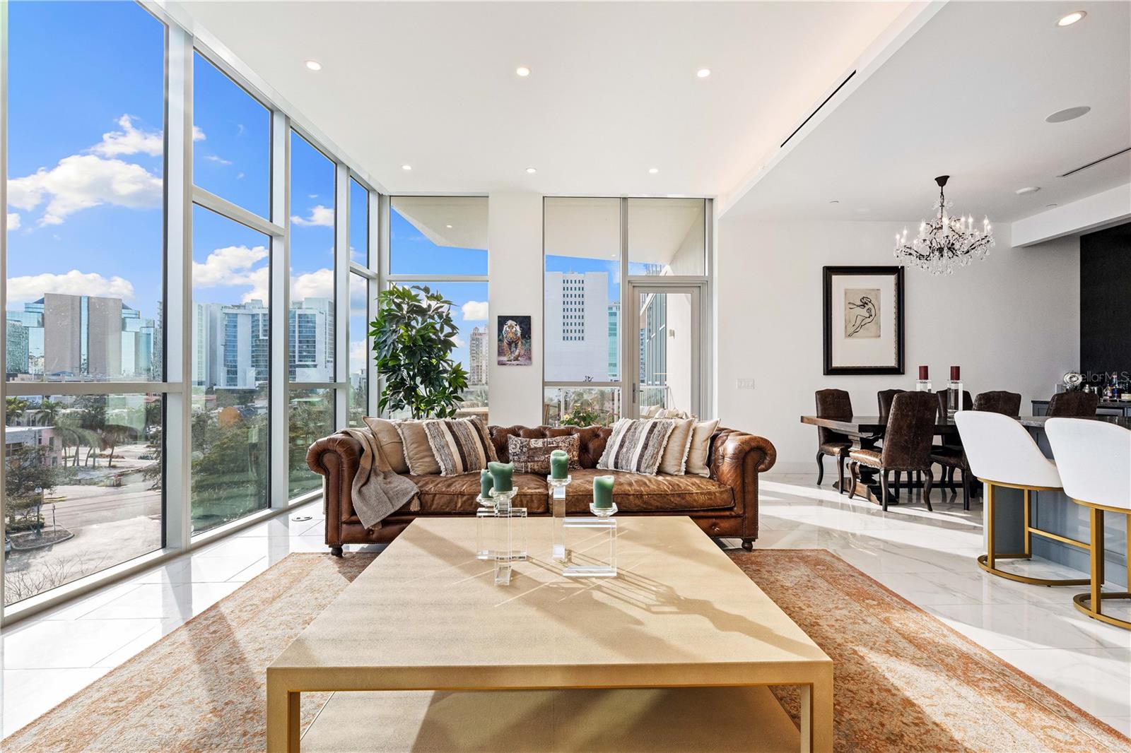 COLLECTION - Residential