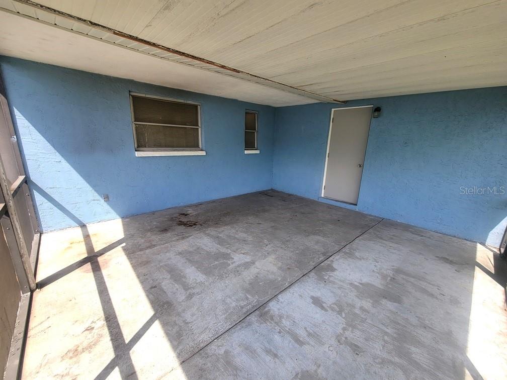 PALM TERRACE - Residential Lease