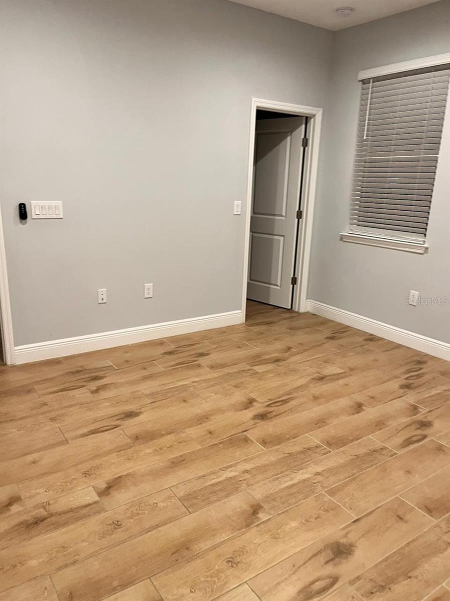 SUMMERDALE PARK - Residential Lease