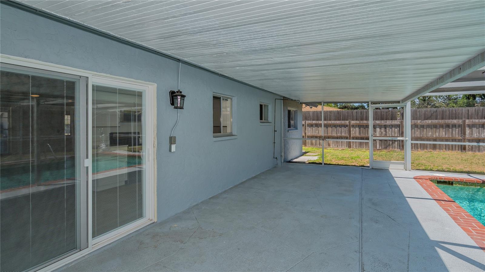 LAKE SARASOTA - Residential Lease