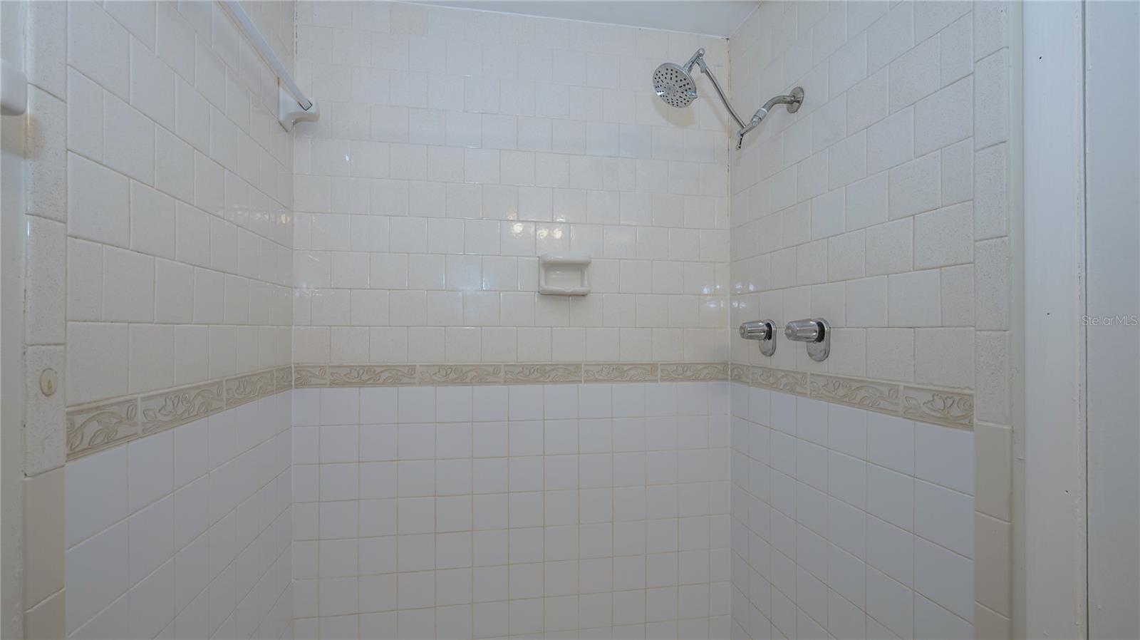 LAKE SARASOTA - Residential Lease