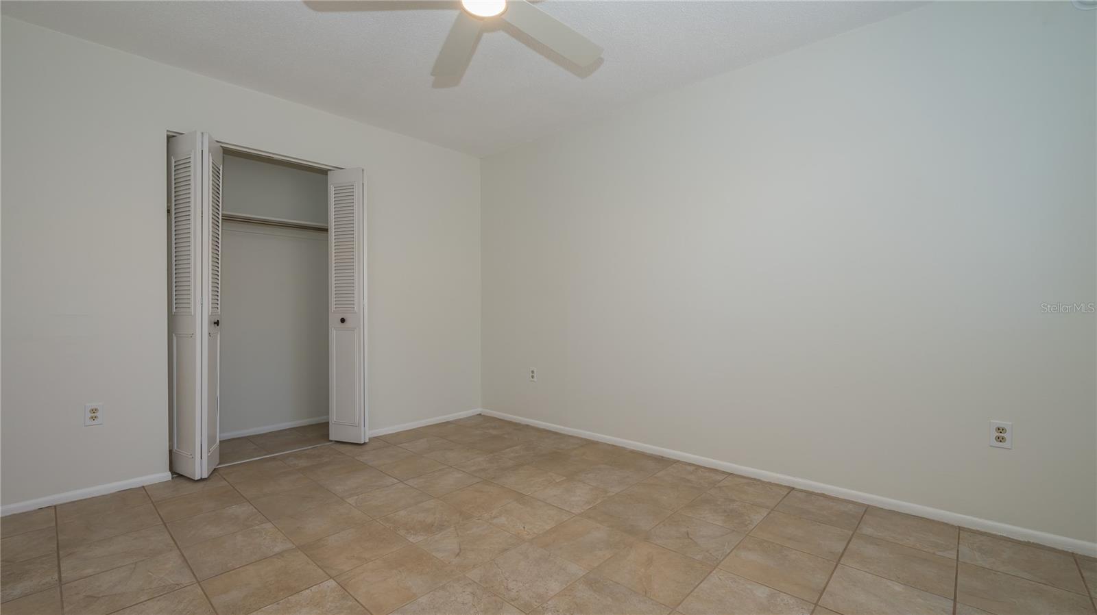 LAKE SARASOTA - Residential Lease