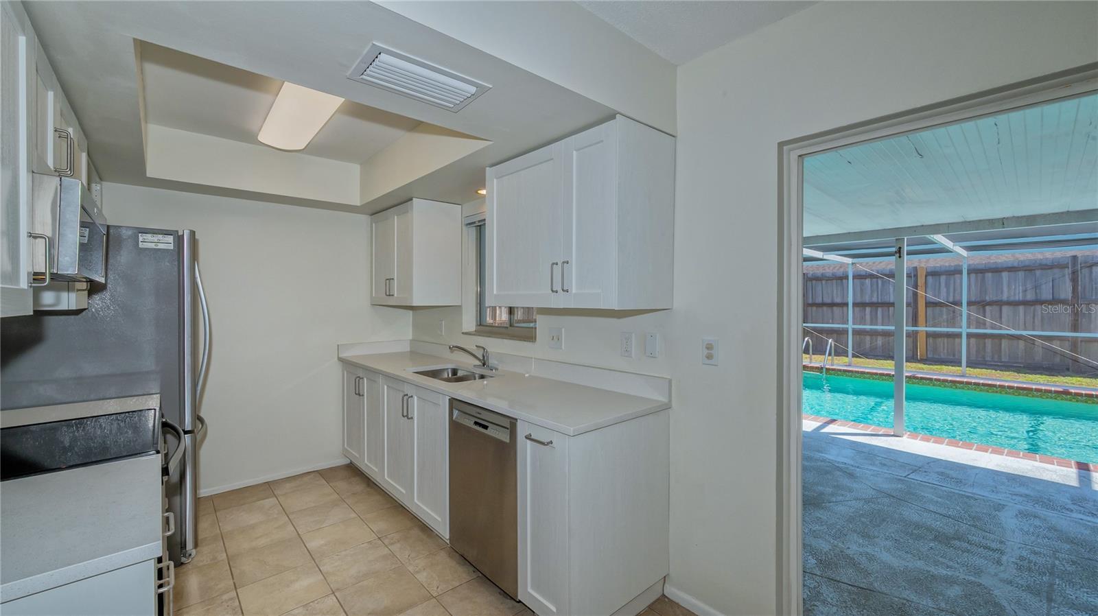 LAKE SARASOTA - Residential Lease