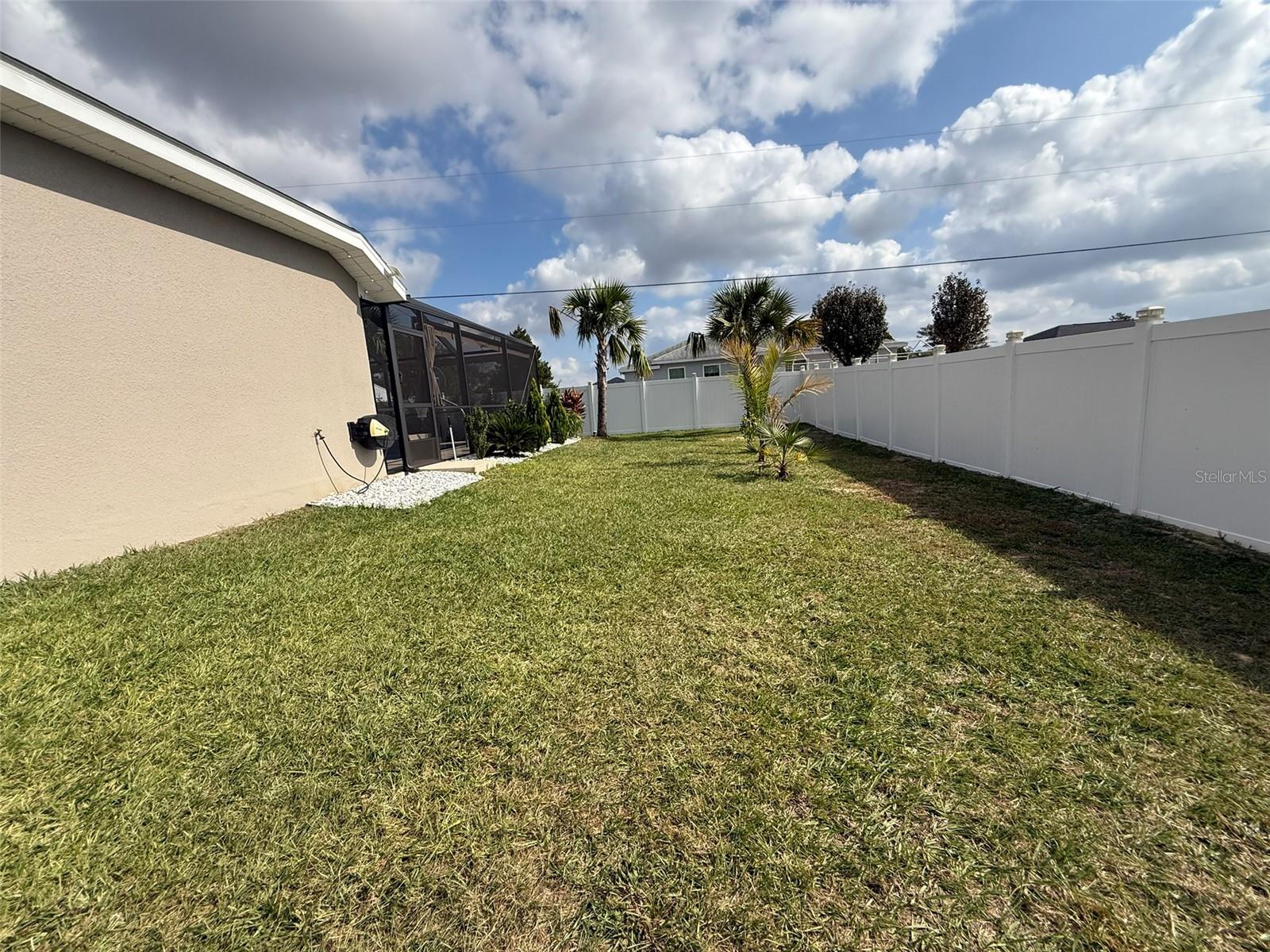 MARION OAKS UN 5 - Residential