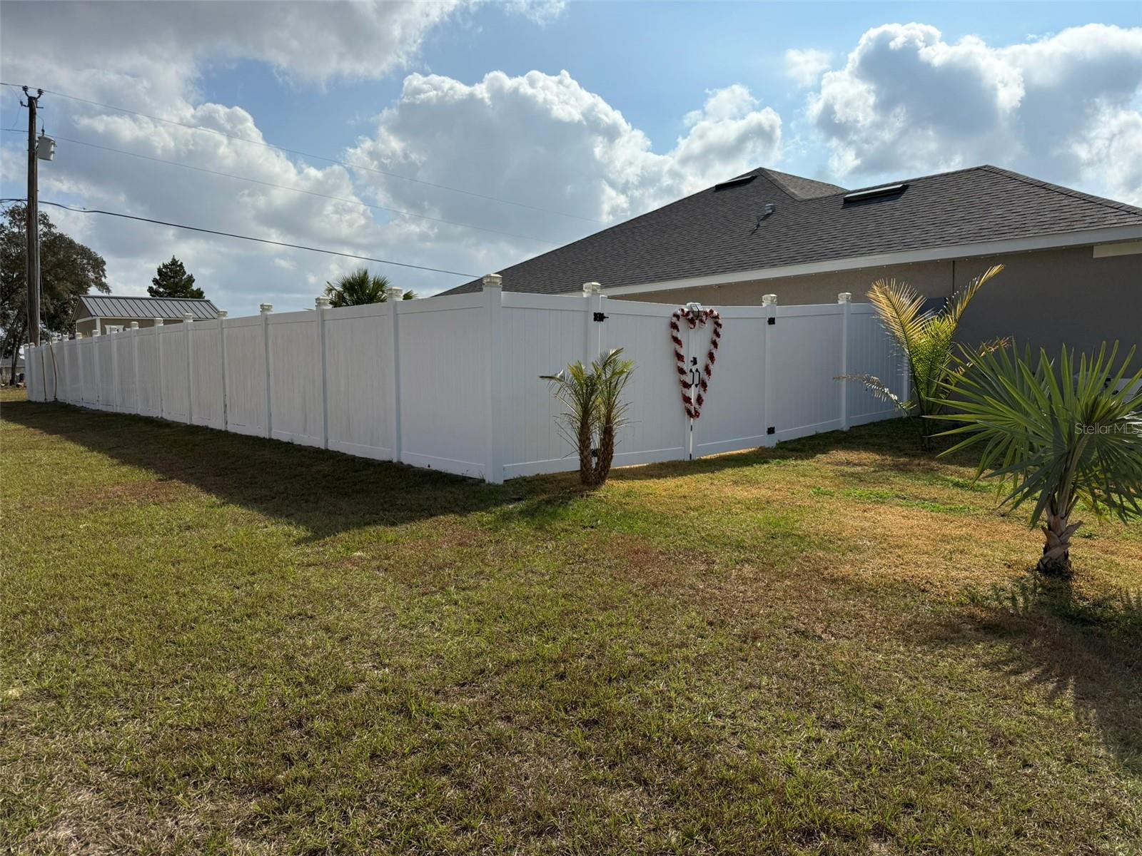 MARION OAKS UN 5 - Residential