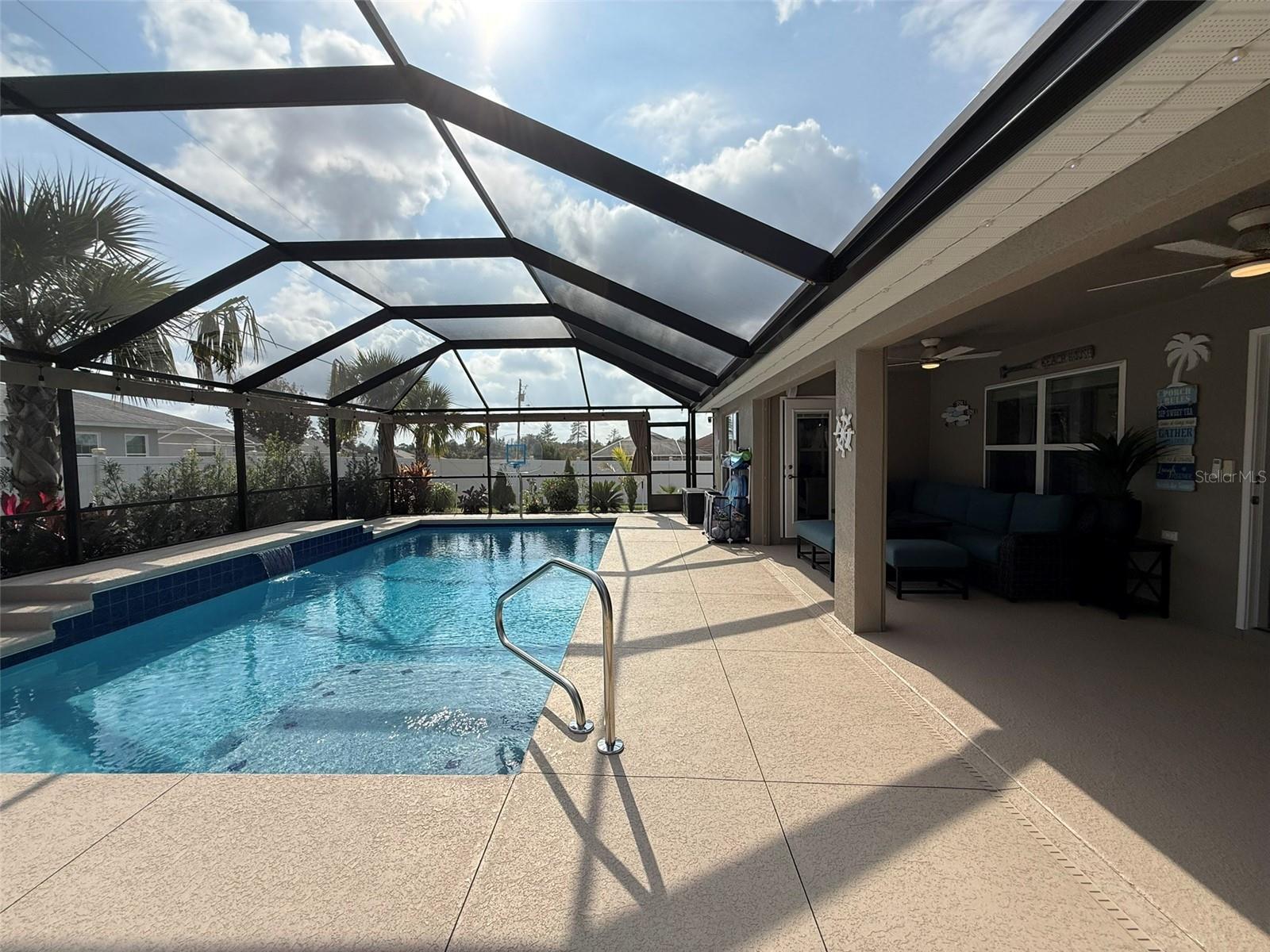 MARION OAKS UN 5 - Residential