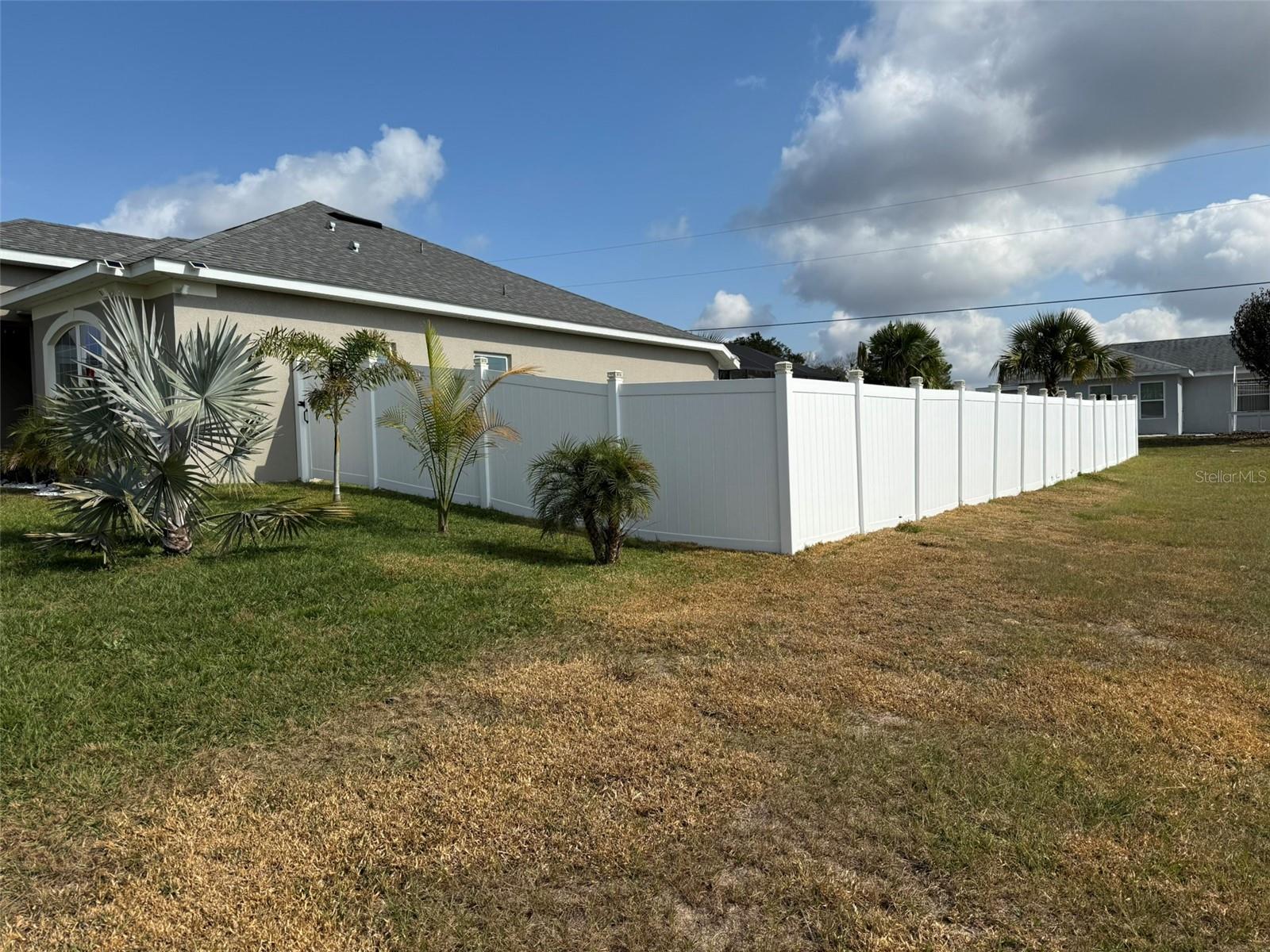 MARION OAKS UN 5 - Residential