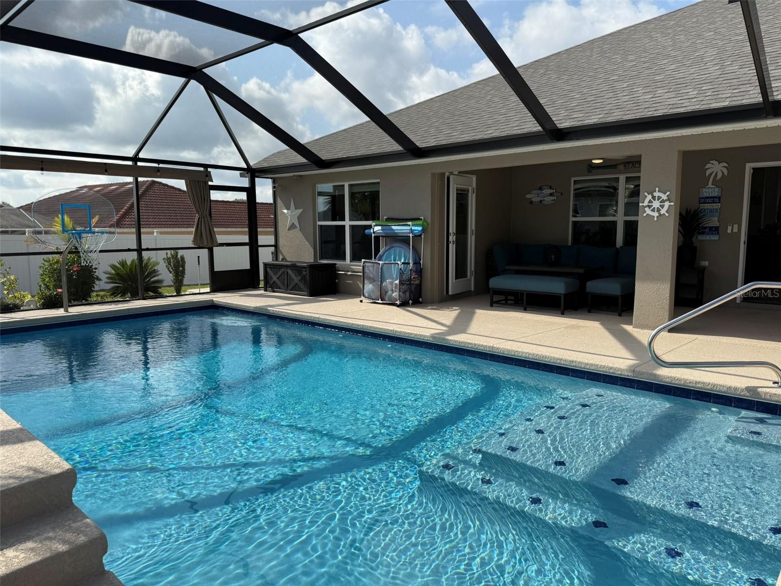 MARION OAKS UN 5 - Residential