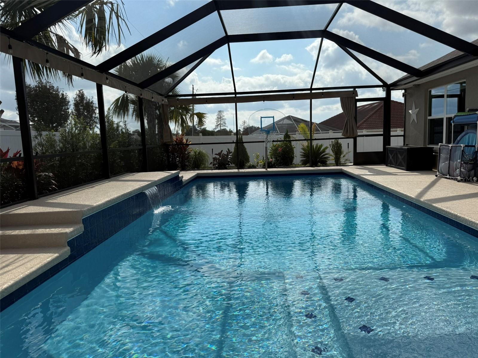 MARION OAKS UN 5 - Residential