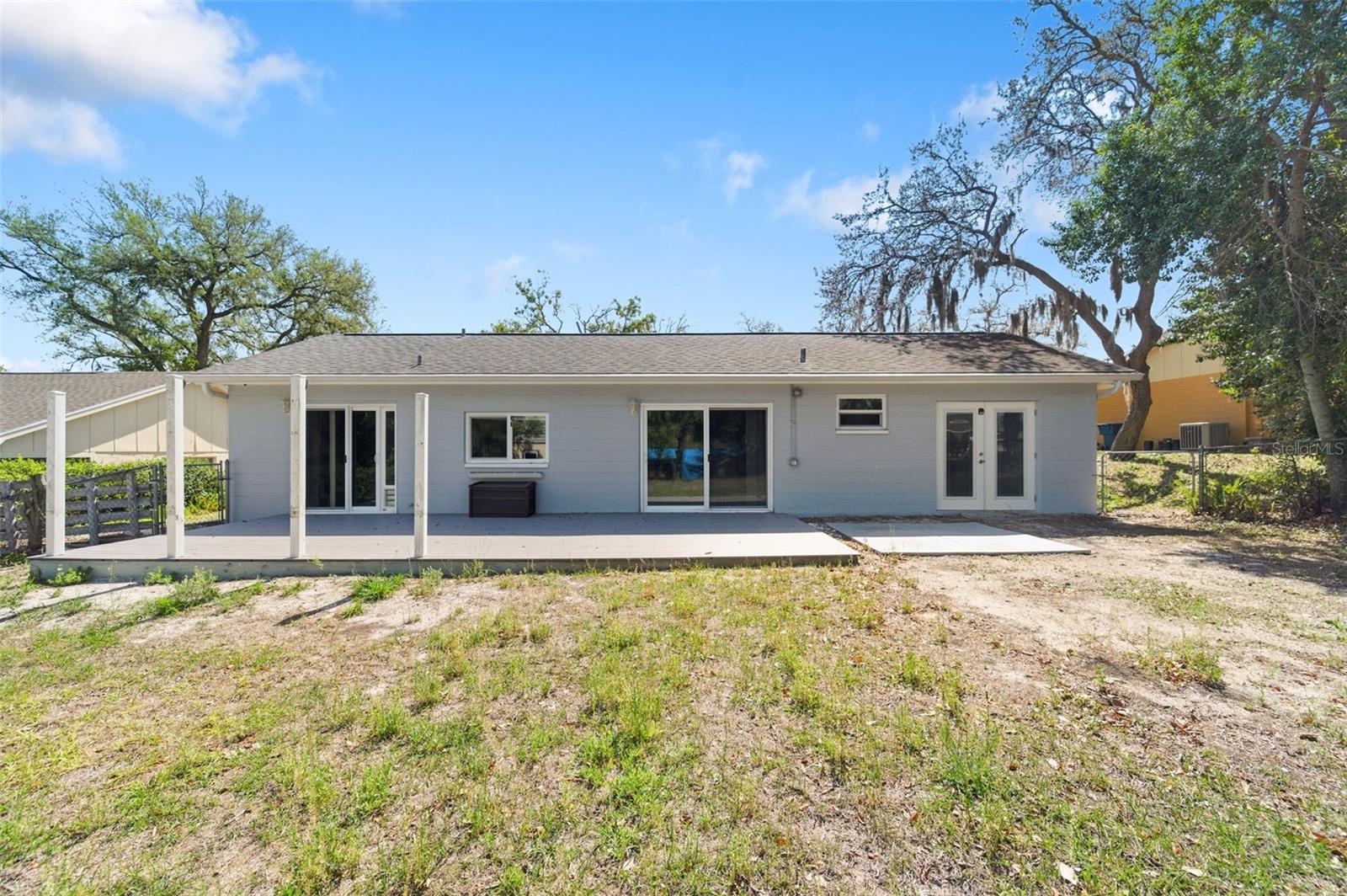 SPRING HILL - Residential