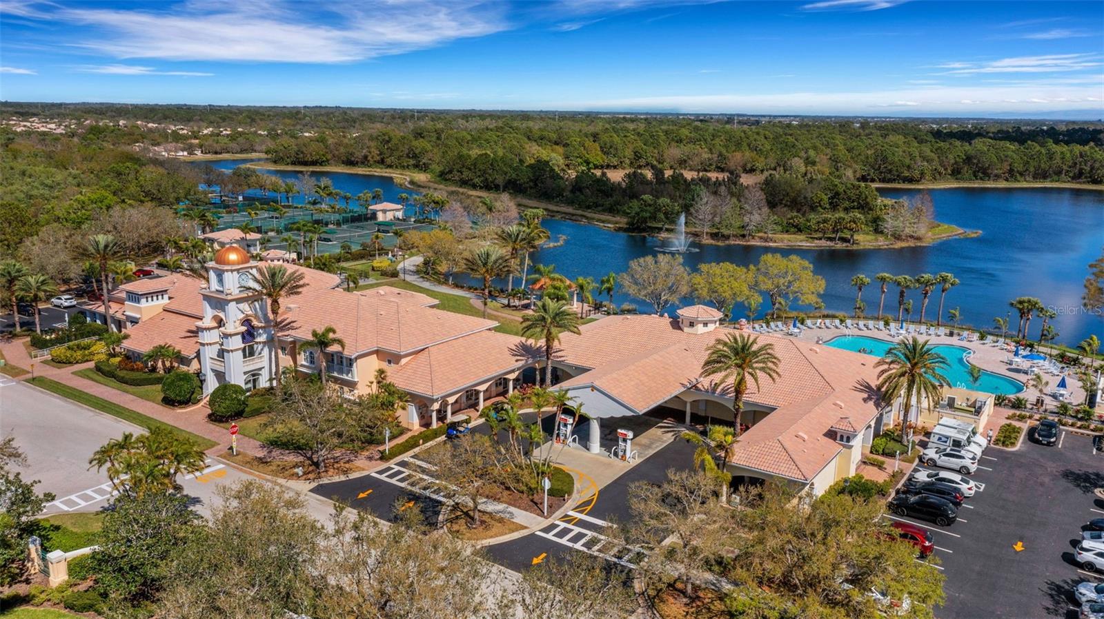 VILLAGEWALK - Residential