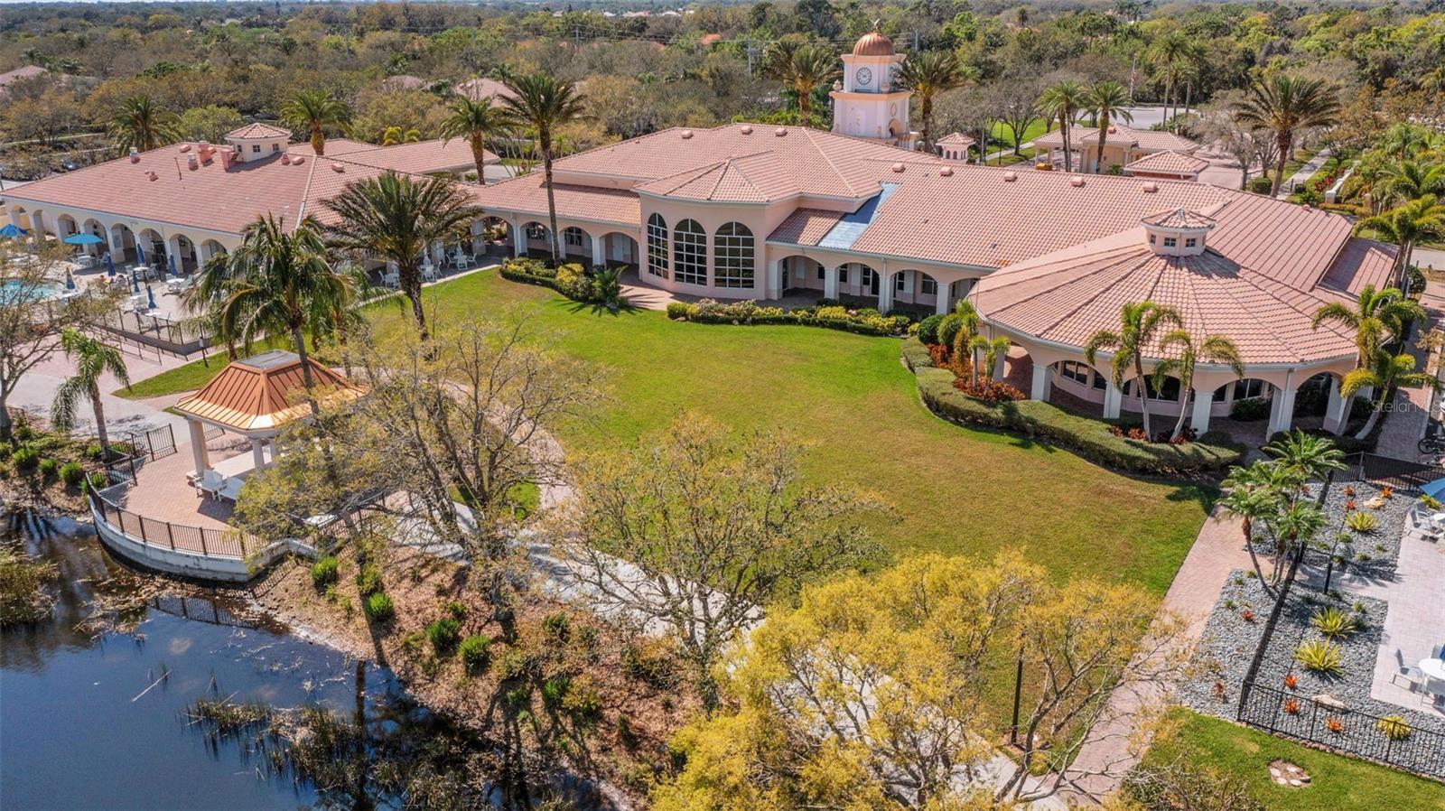 VILLAGEWALK - Residential