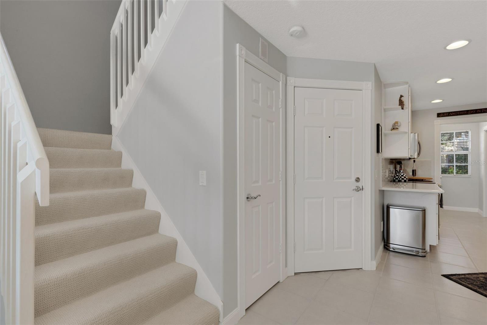 VILLAGEWALK - Residential
