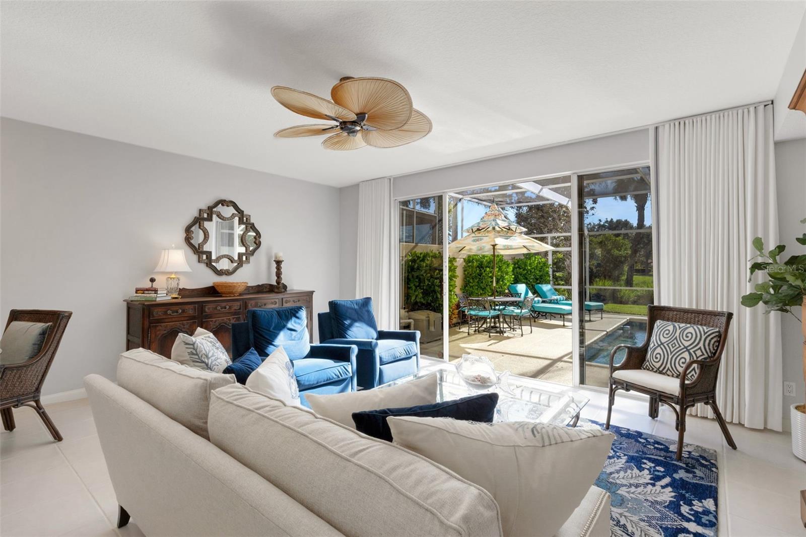 VILLAGEWALK - Residential