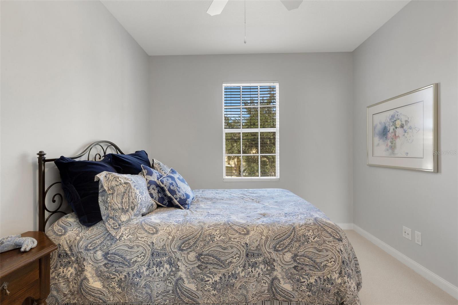 VILLAGEWALK - Residential