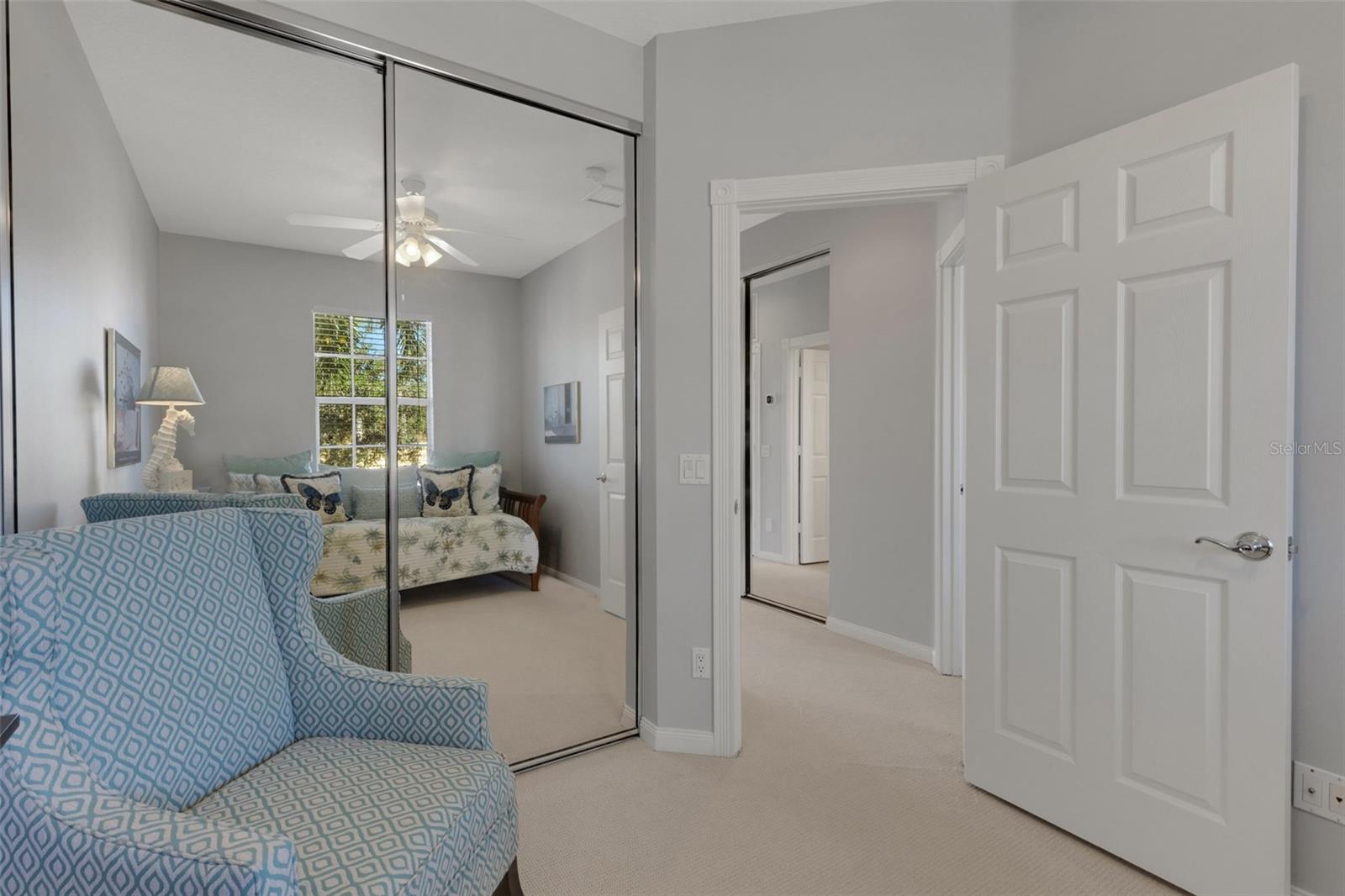 VILLAGEWALK - Residential