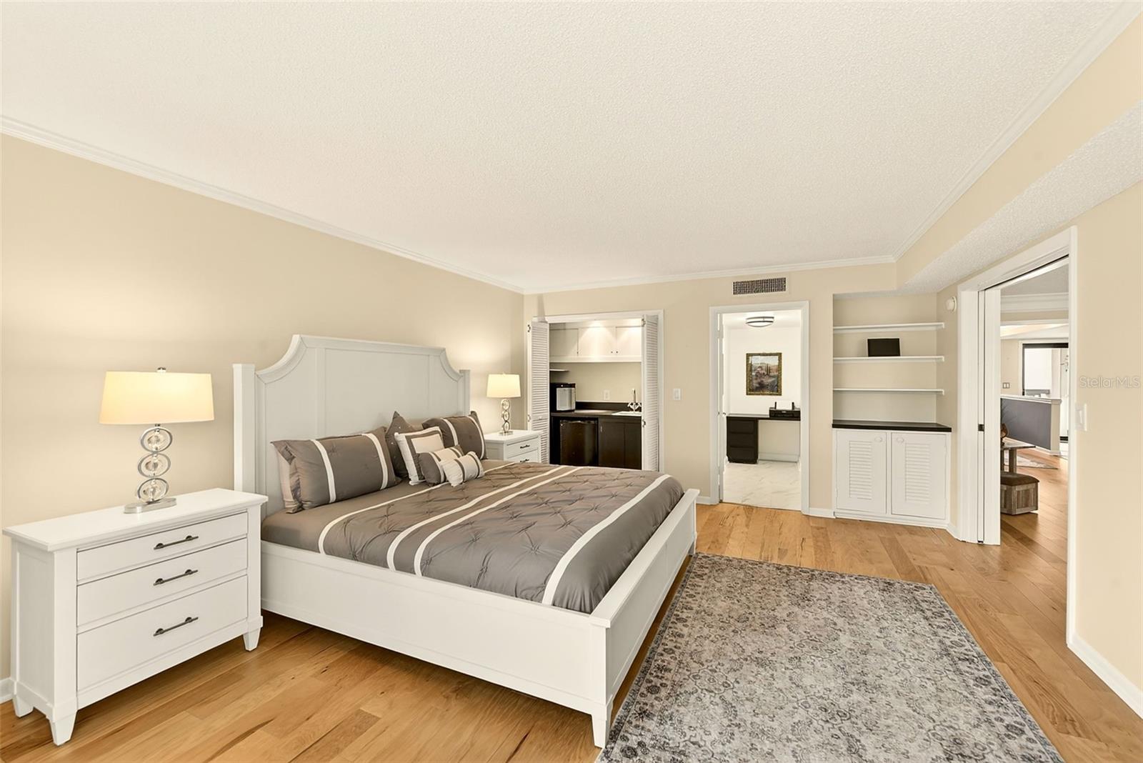 PORT BELLEAIR 4 CONDO - Residential