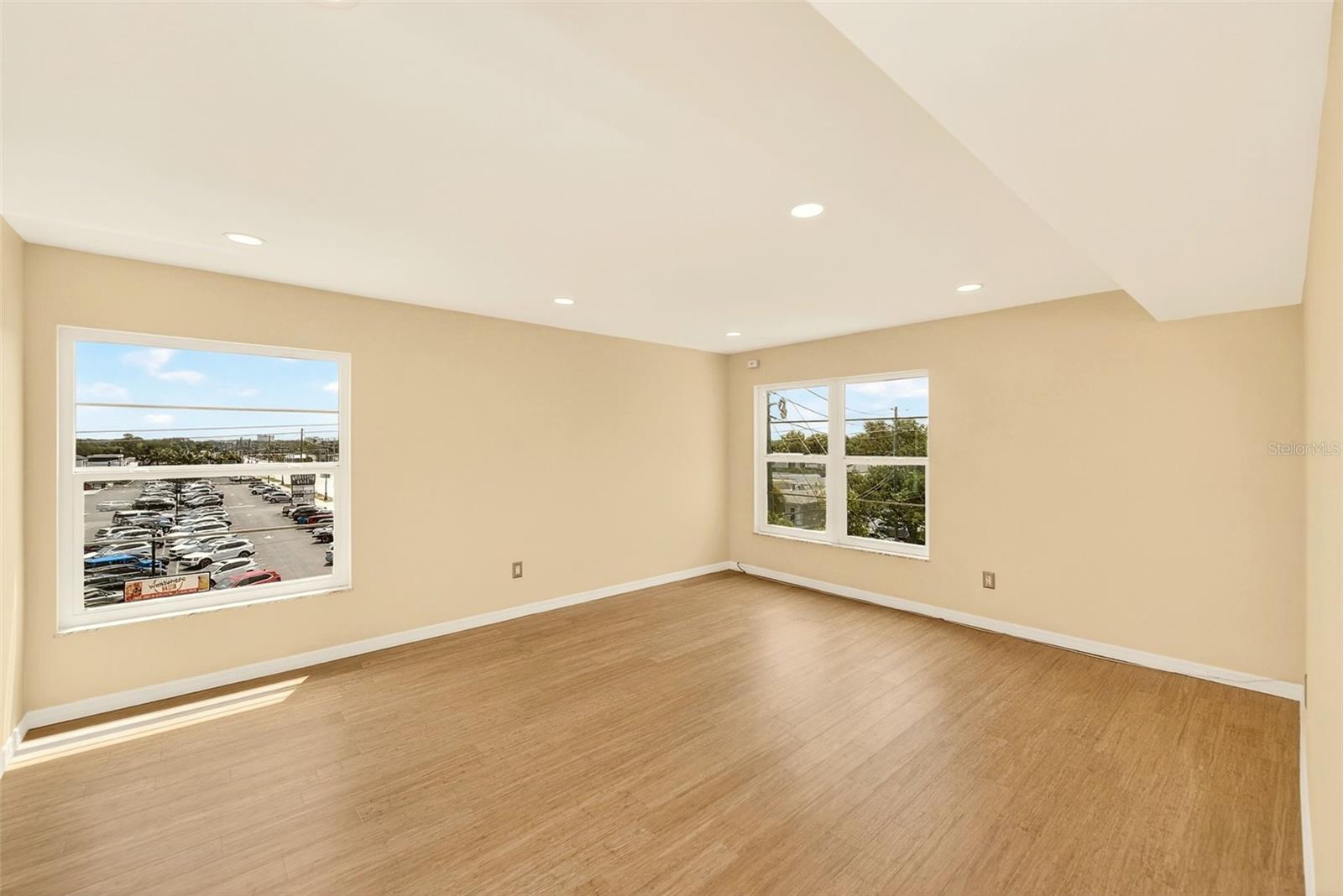 PORT BELLEAIR 4 CONDO - Residential
