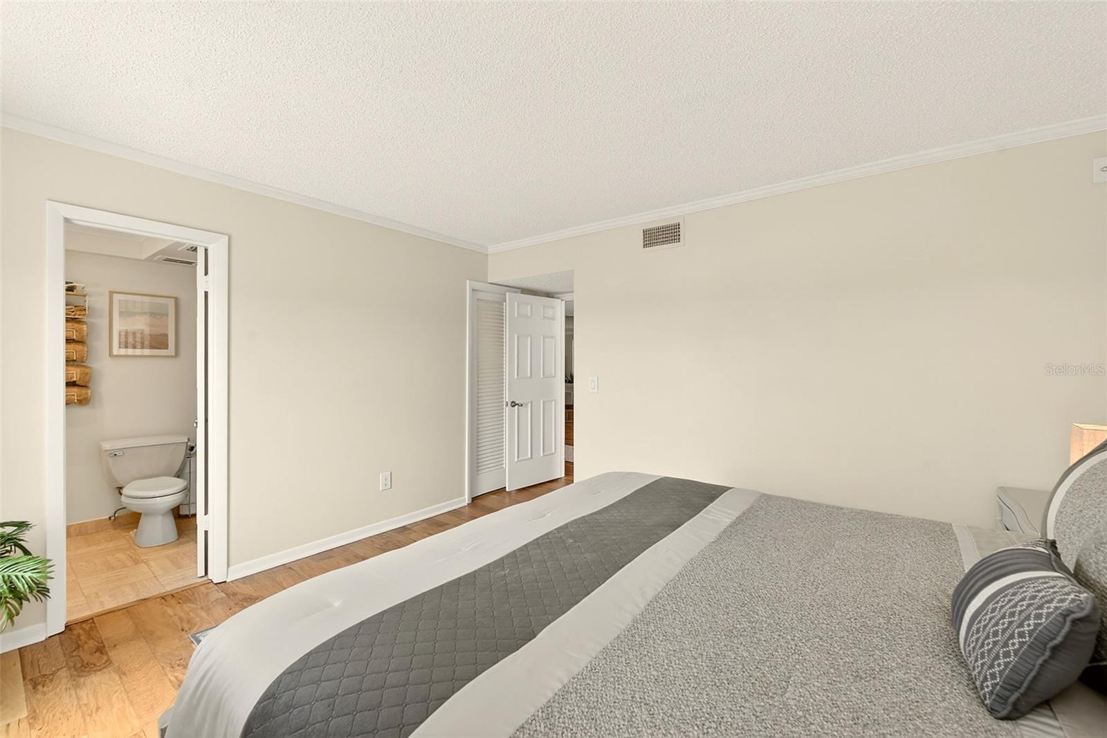 PORT BELLEAIR 4 CONDO - Residential
