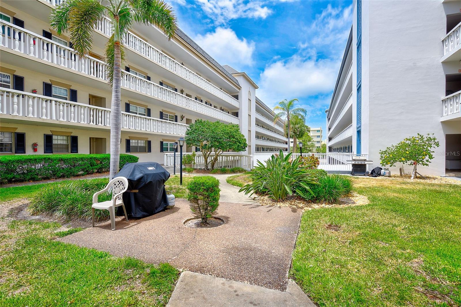 PORT BELLEAIR 4 CONDO - Residential