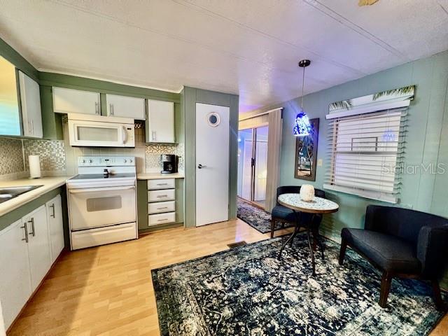 PONDEROSA PARK - Residential