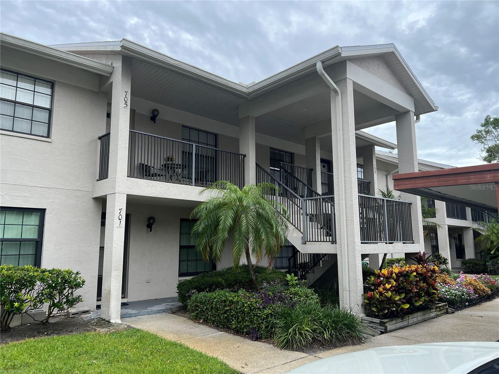 2155 ELM STREET 706