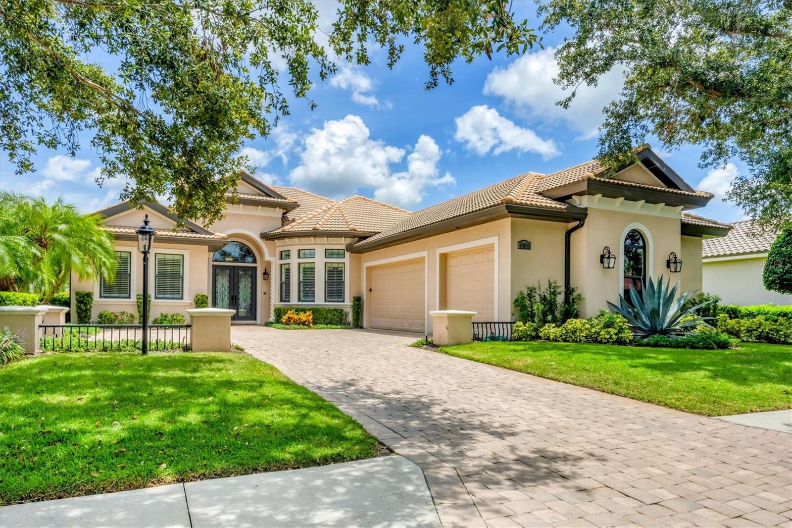COUNTRY CLUB EAST AT LAKEWOOD RANCH - Residential