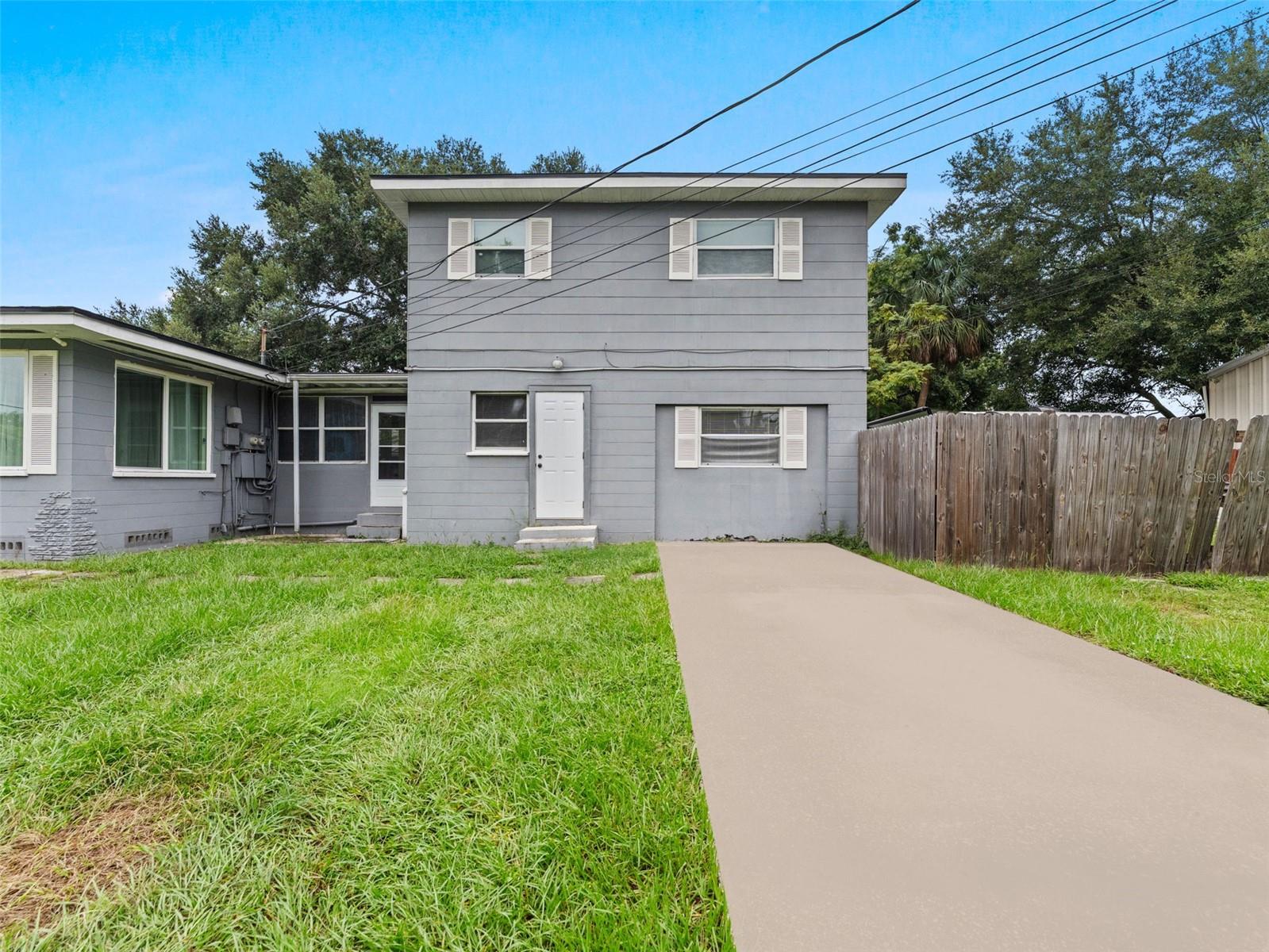 BARCELO PARK - Residential Lease