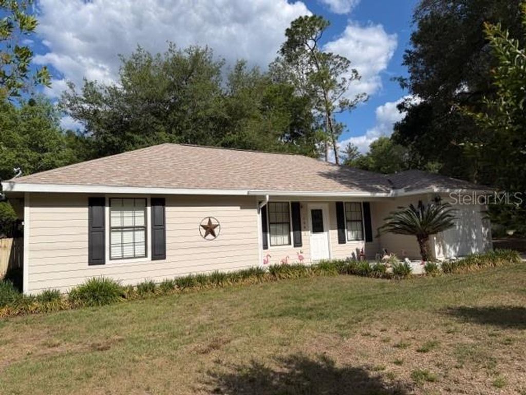 Photo of 109 NW 264 Street, Newberry, FL 32669 (MLS # GC539850)