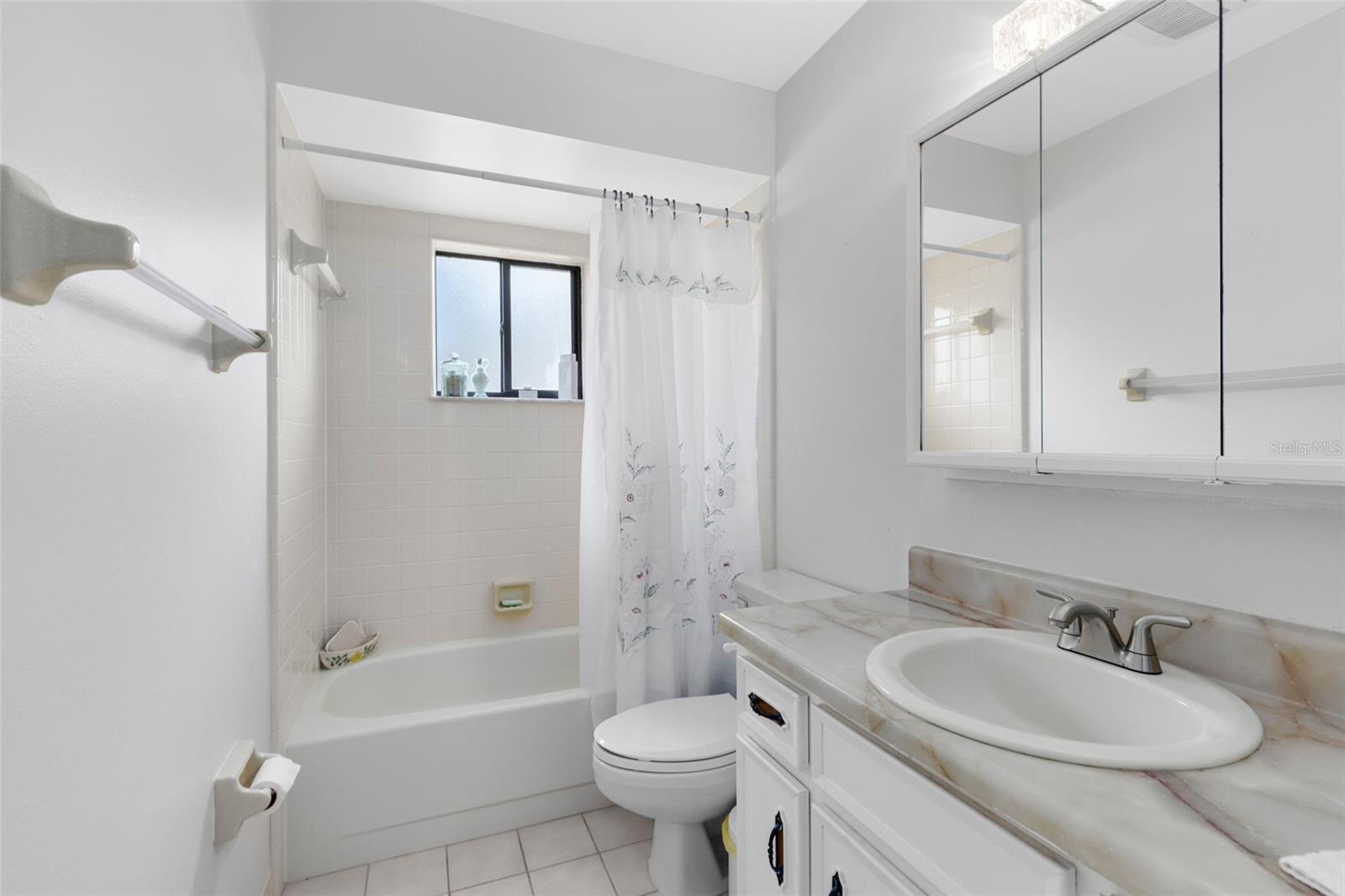 GARDEN LAKE ESTATES UNIT 2 - Residential