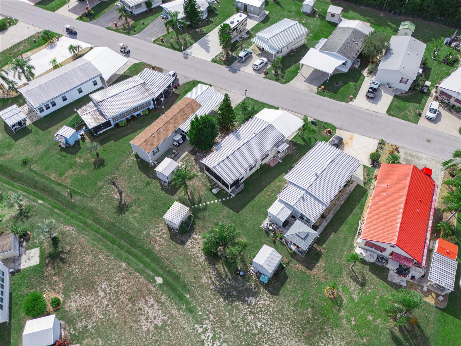 SADDLEBAG LAKE - Residential