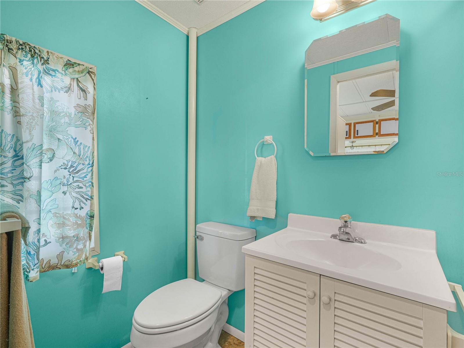 SADDLEBAG LAKE - Residential