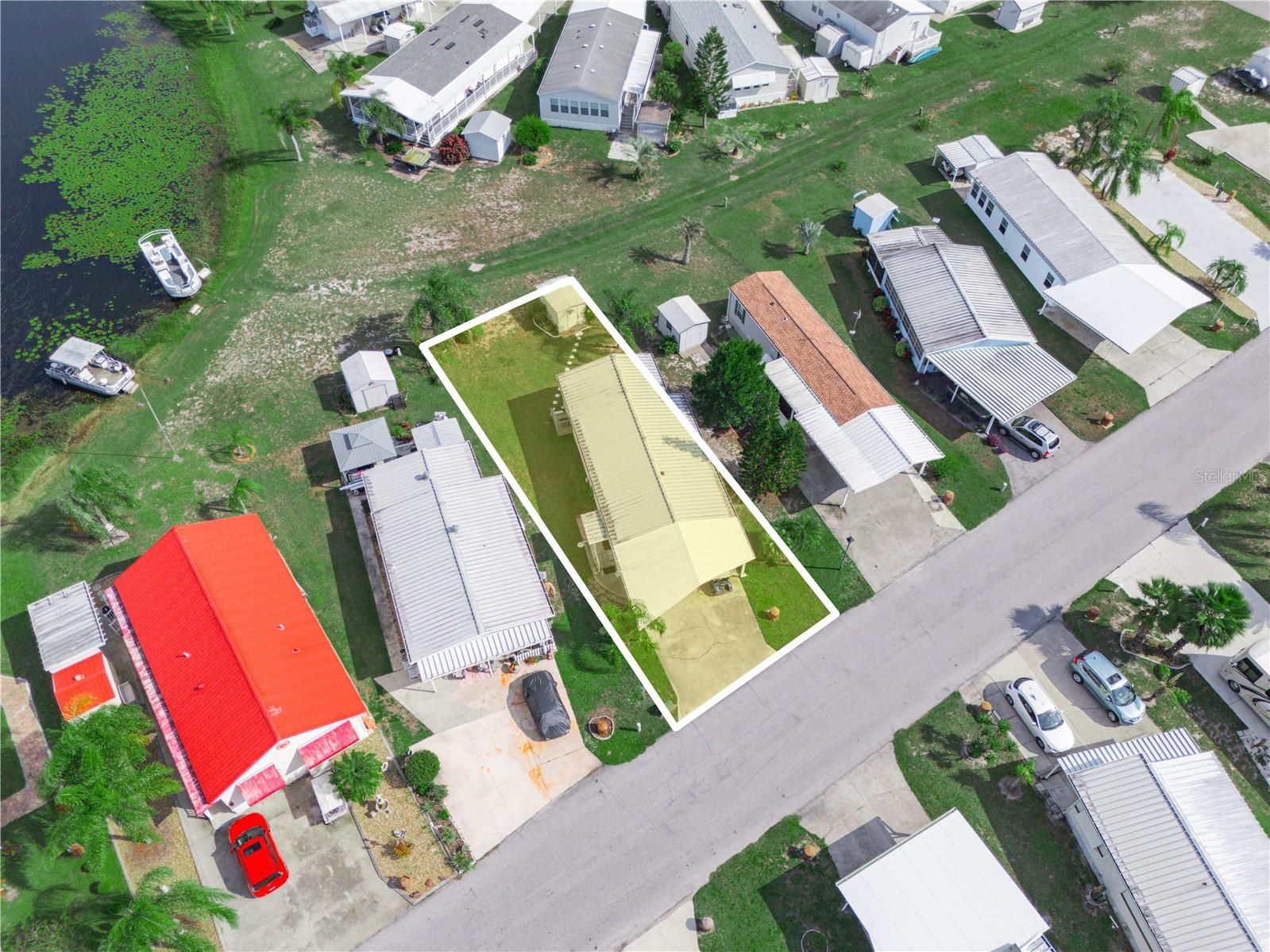 SADDLEBAG LAKE - Residential