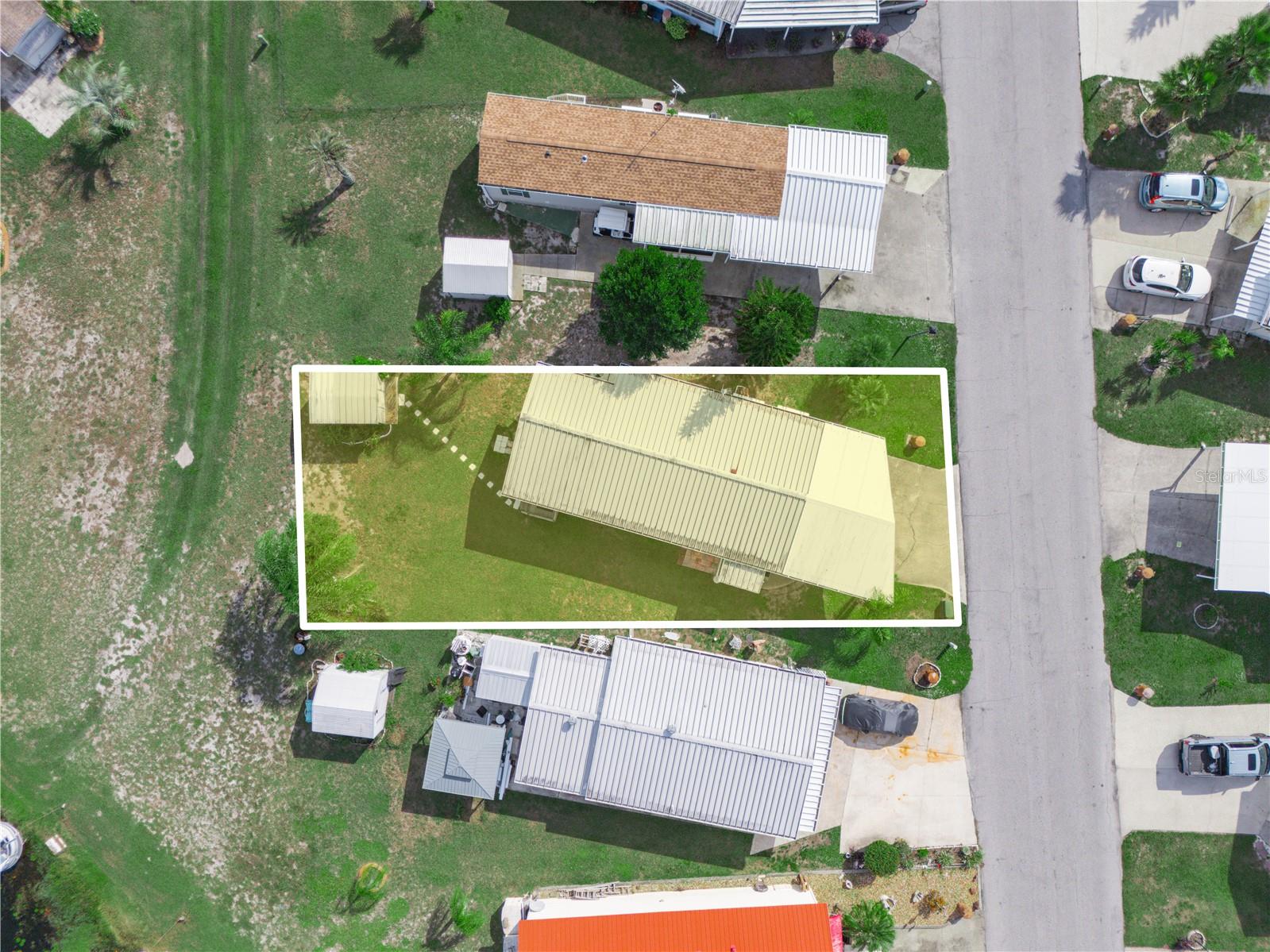 SADDLEBAG LAKE - Residential