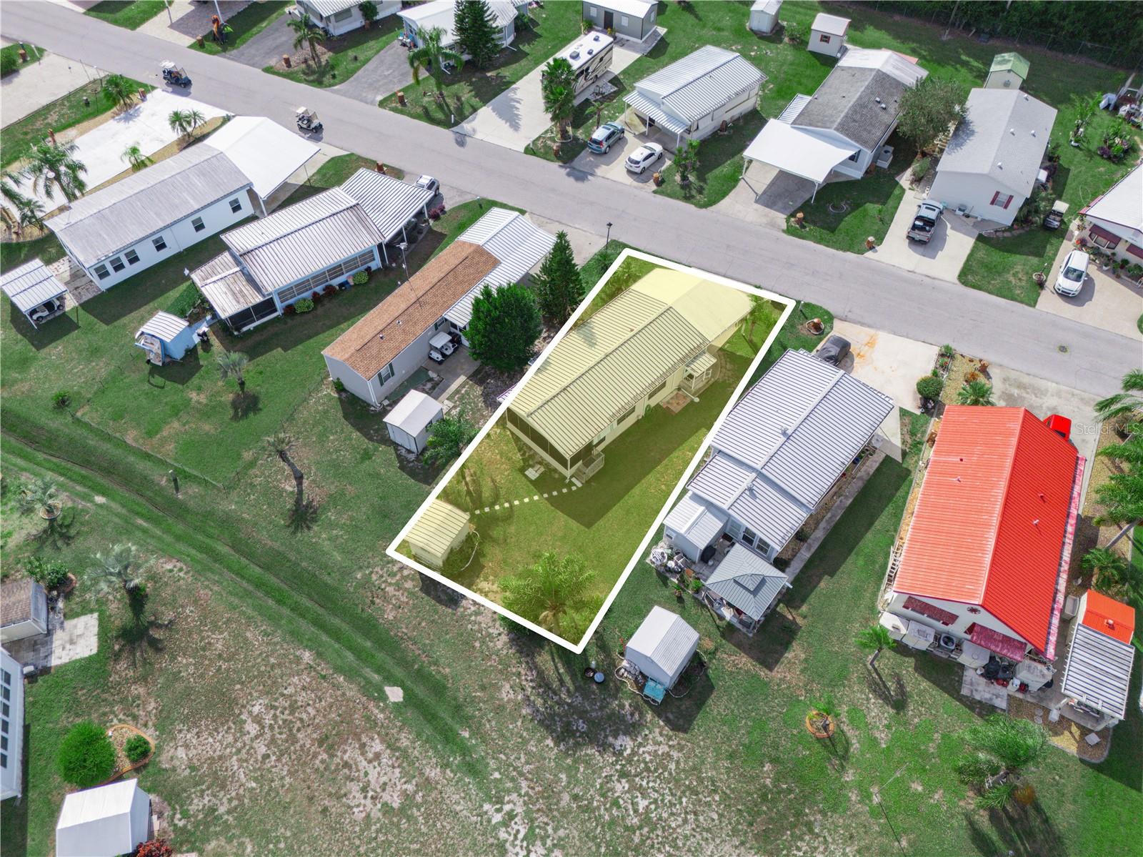 SADDLEBAG LAKE - Residential