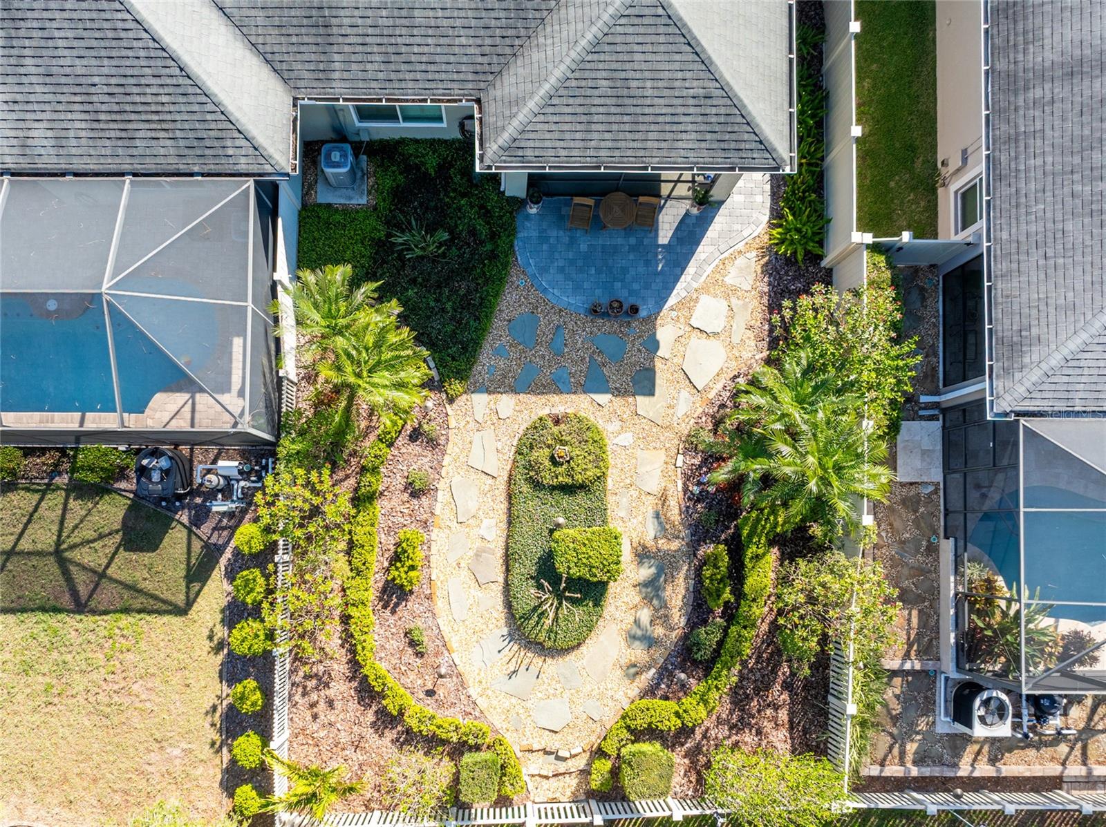 2923 DEVONOAK BOULEVARD