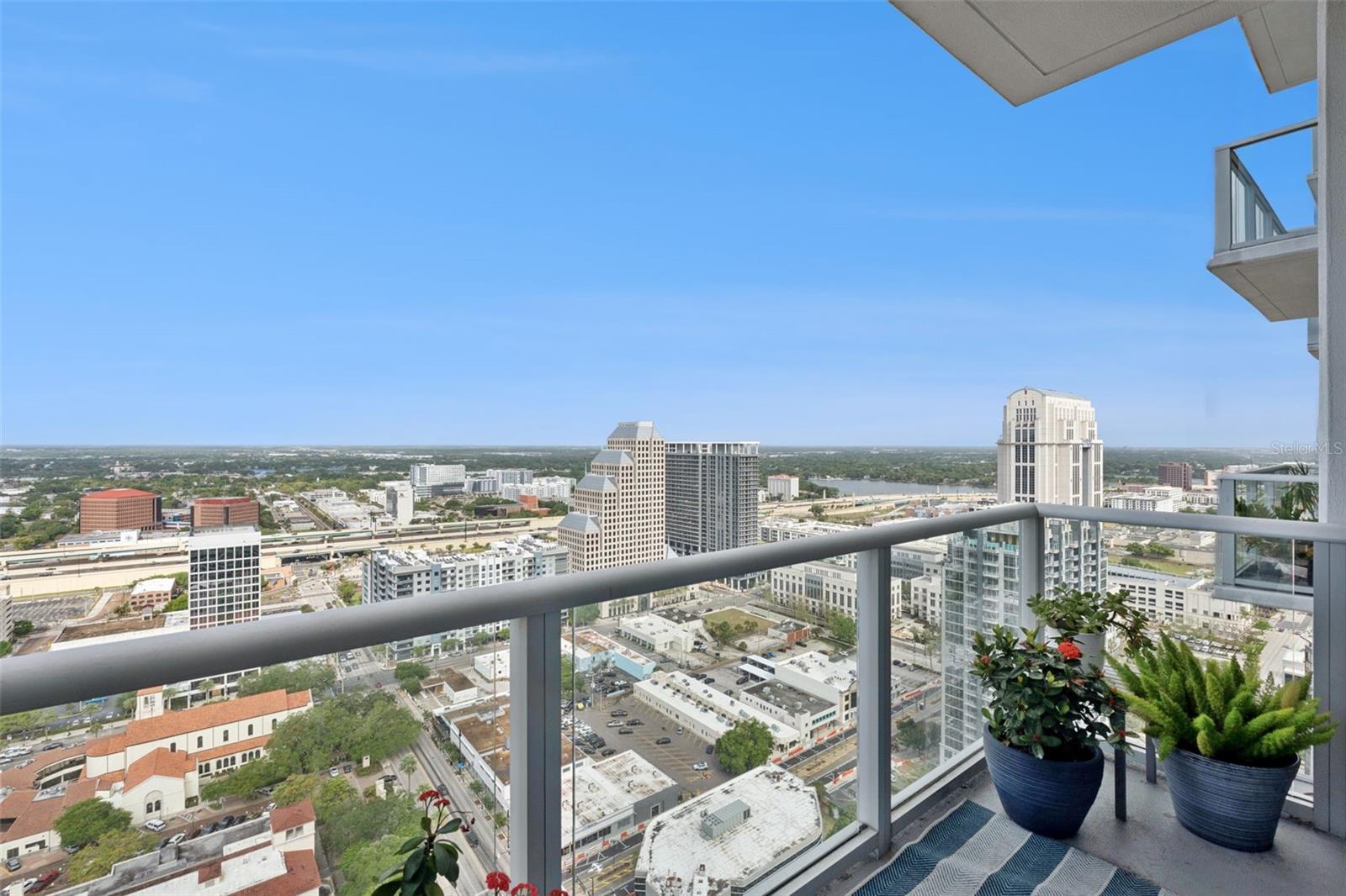 VUE/LK EOLA - Residential