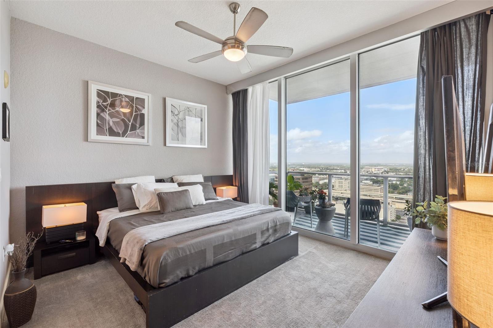 VUE/LK EOLA - Residential
