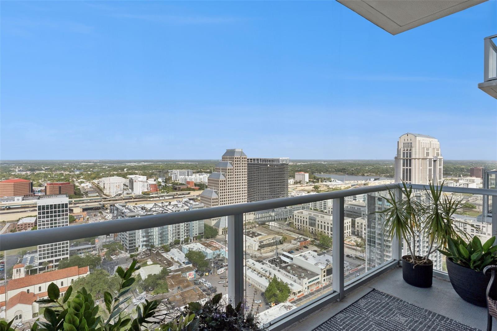 VUE/LK EOLA - Residential