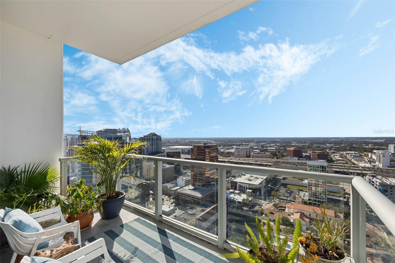VUE/LK EOLA - Residential
