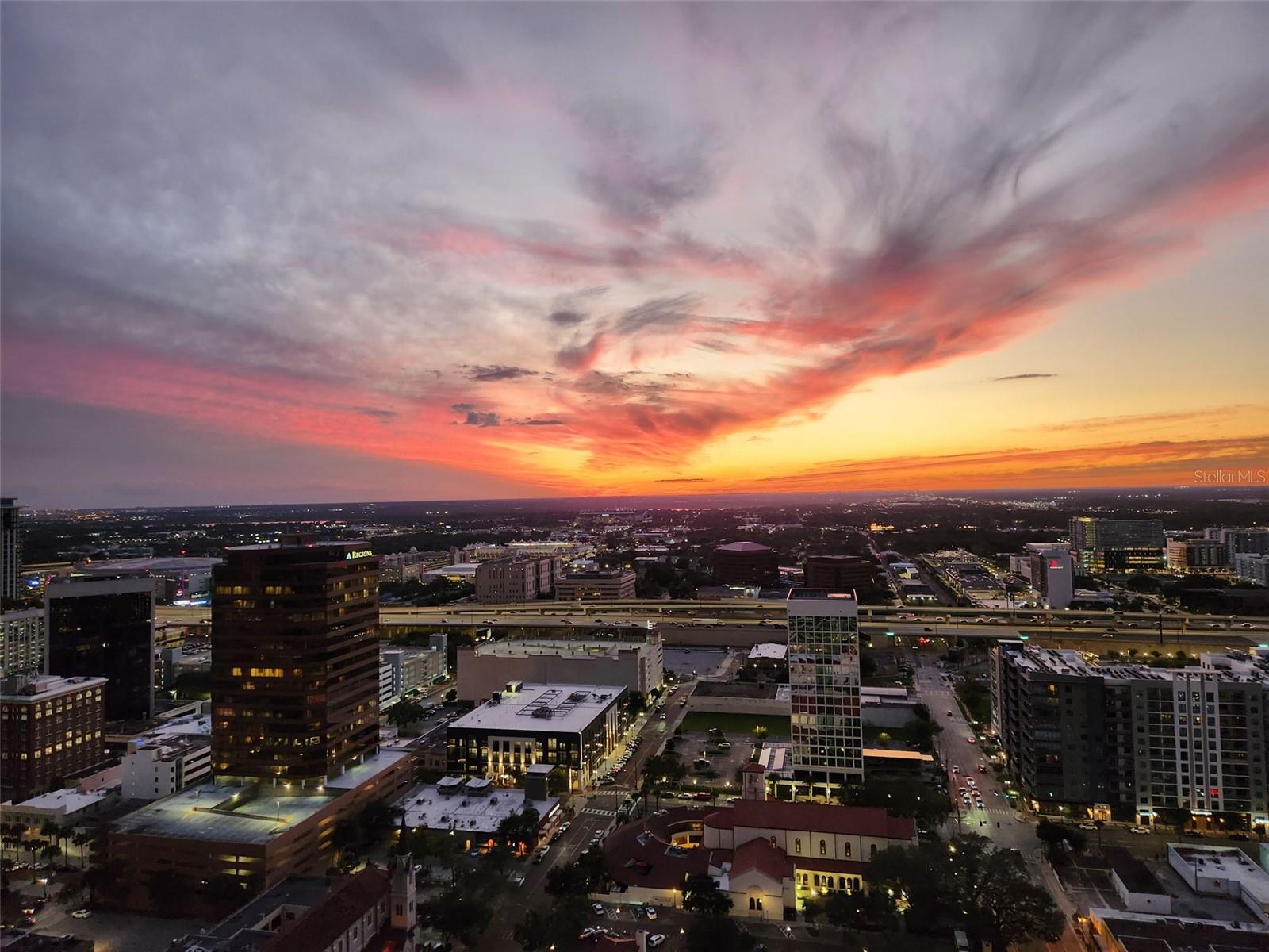 VUE/LK EOLA - Residential