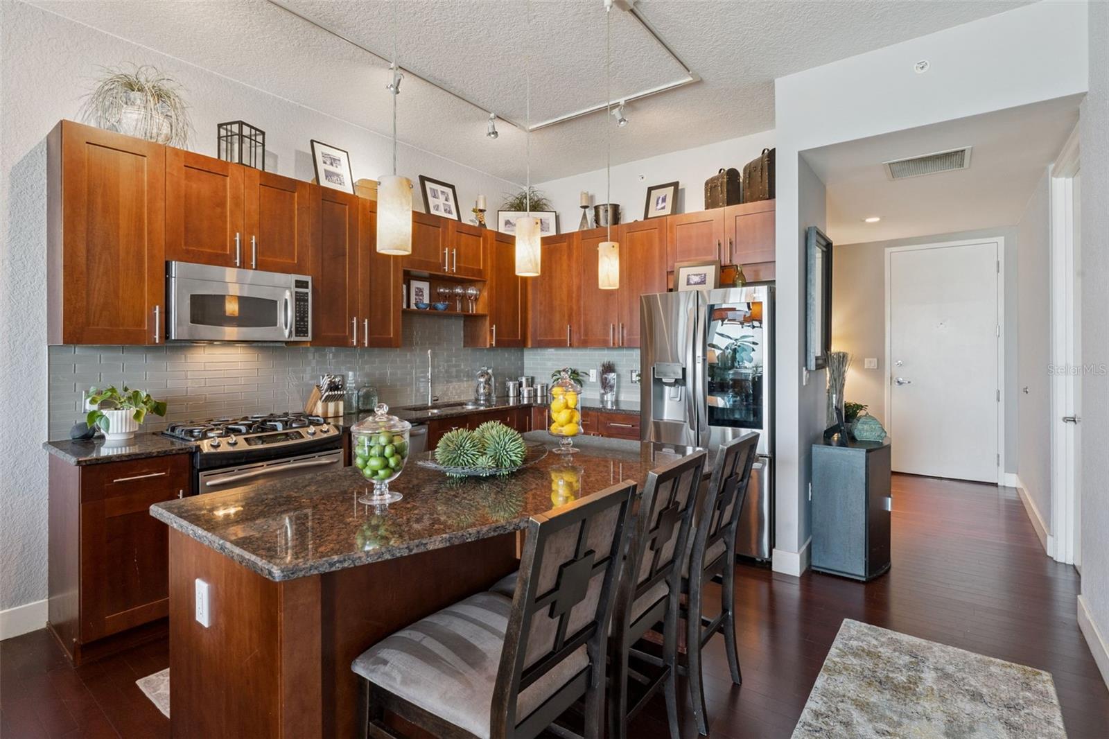 VUE/LK EOLA - Residential