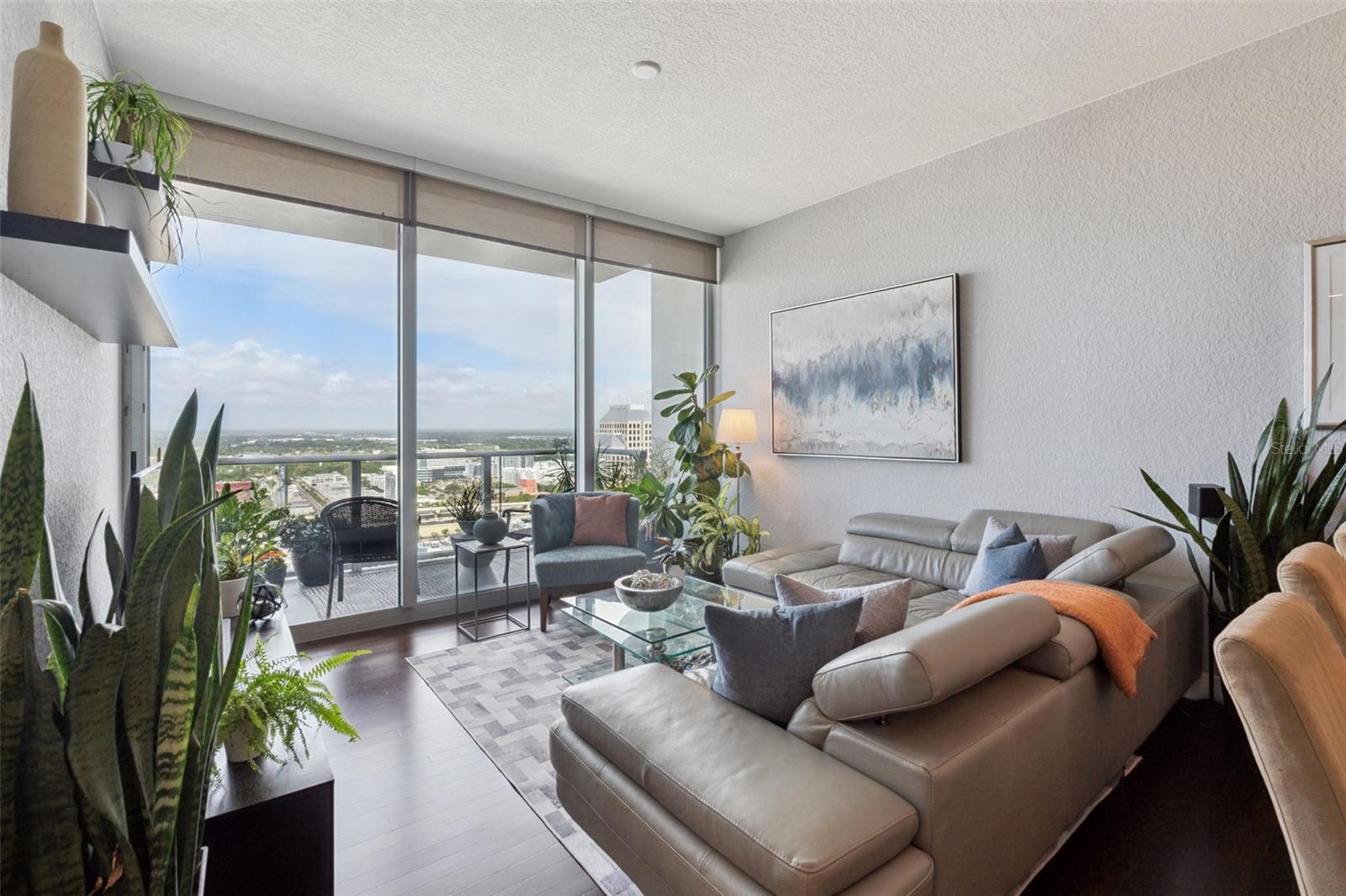 VUE/LK EOLA - Residential