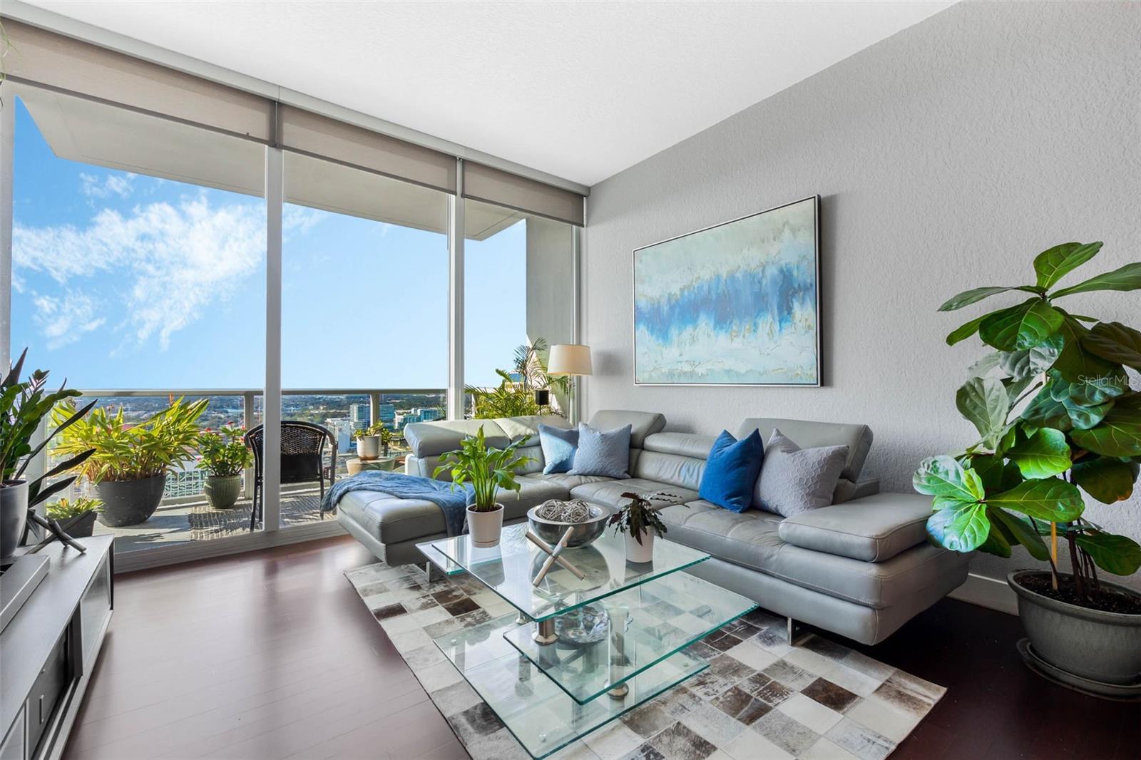 VUE/LK EOLA - Residential