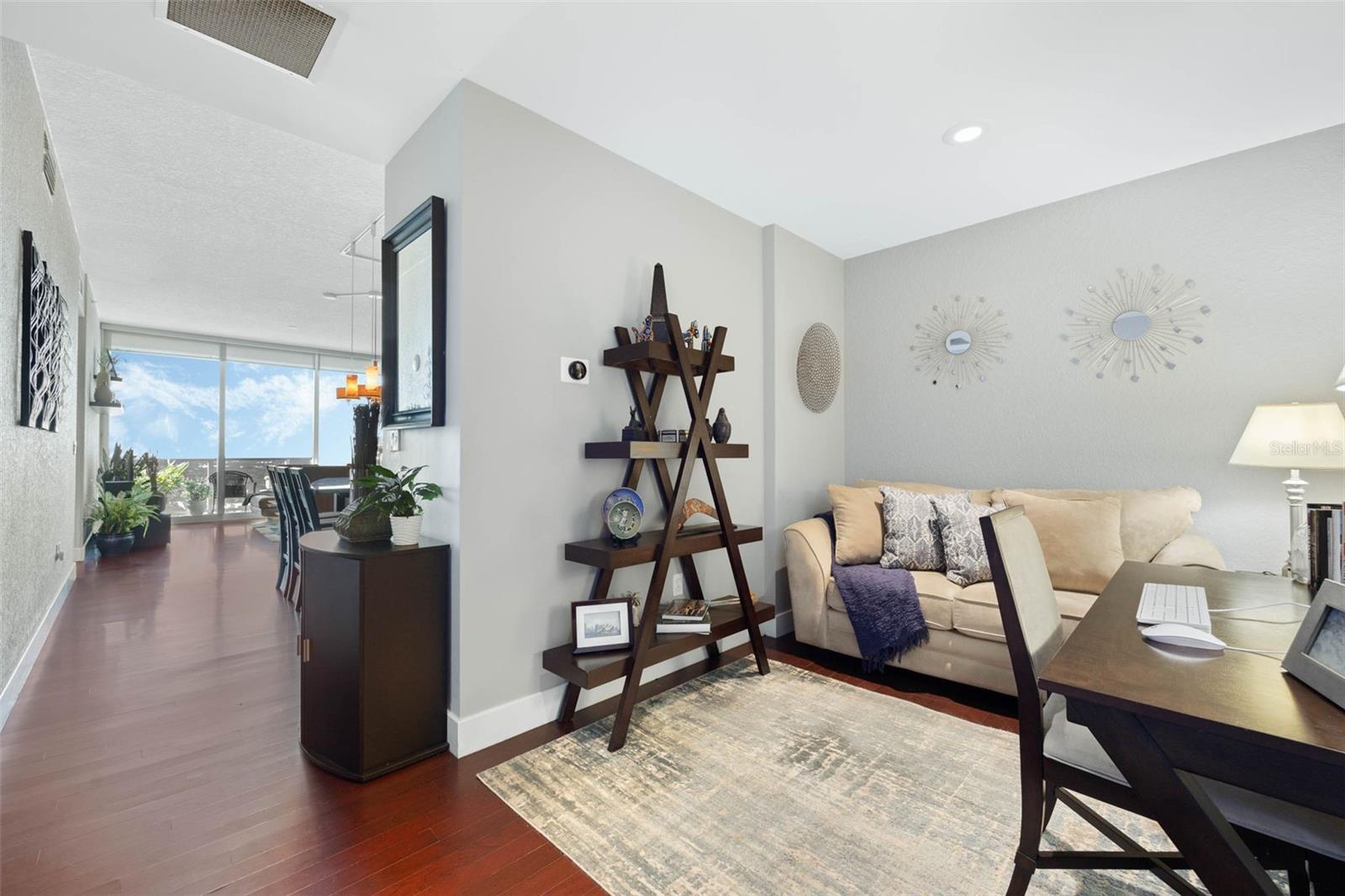 VUE/LK EOLA - Residential