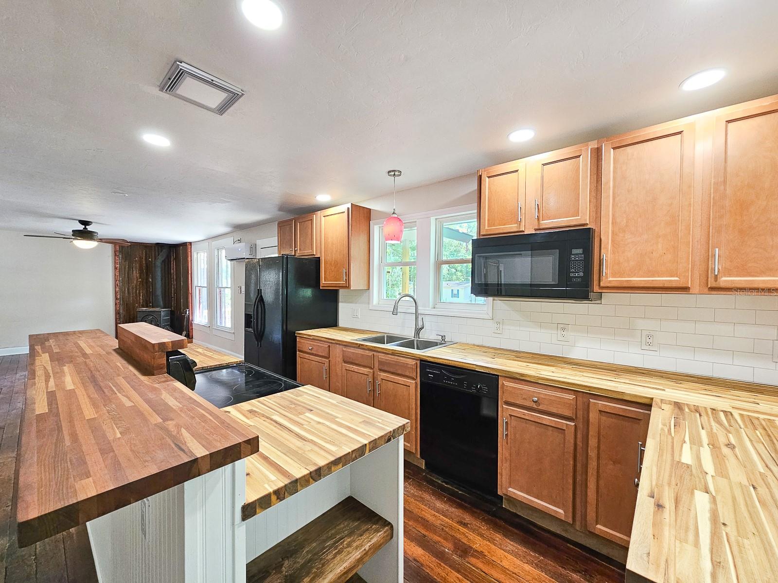 LAKE HIGHLANDS - Residential