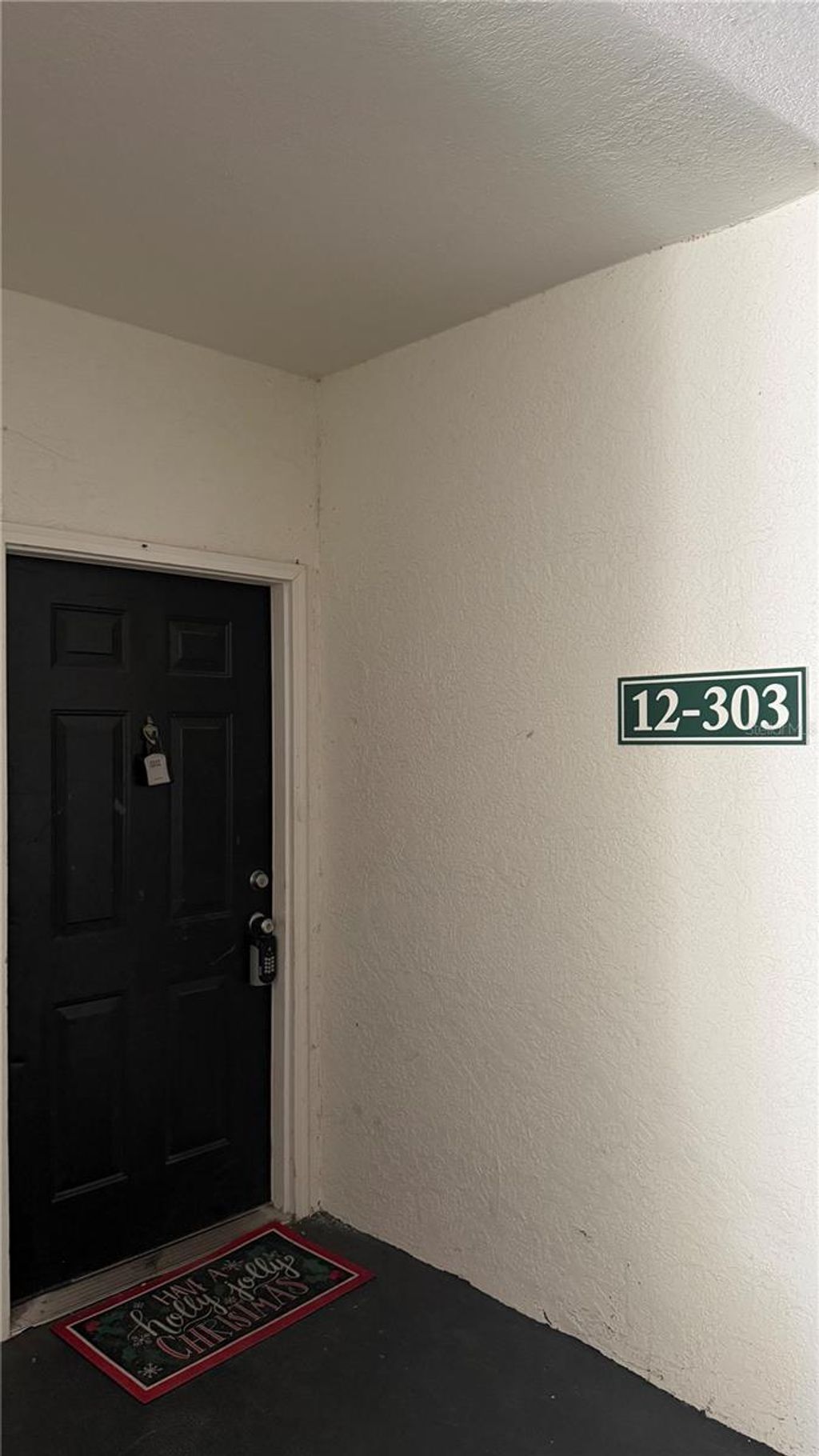 Photo of 2537 Maitland Crossing Way #303, Orlando, FL 32810 (MLS # O6380650)