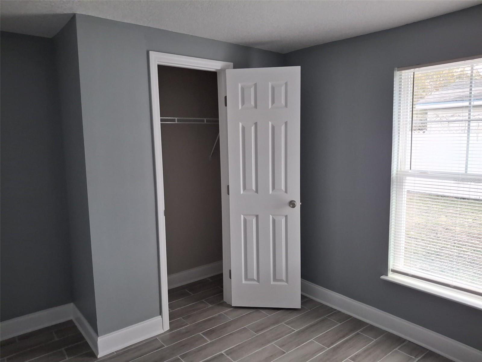 IDA LAKE SUB - Residential