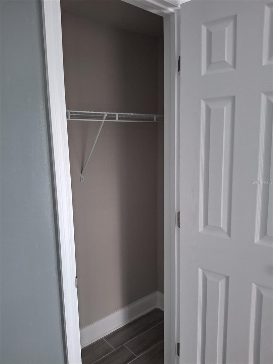 IDA LAKE SUB - Residential